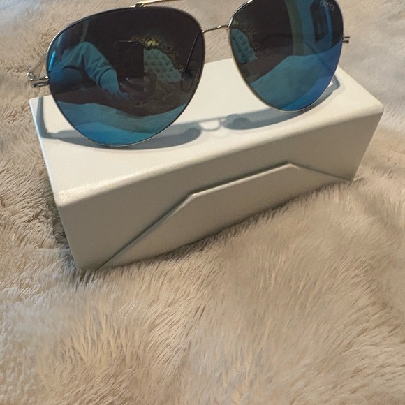 Gucci Silver Frame silver frames Sunglasses with Blue mirror Lenses